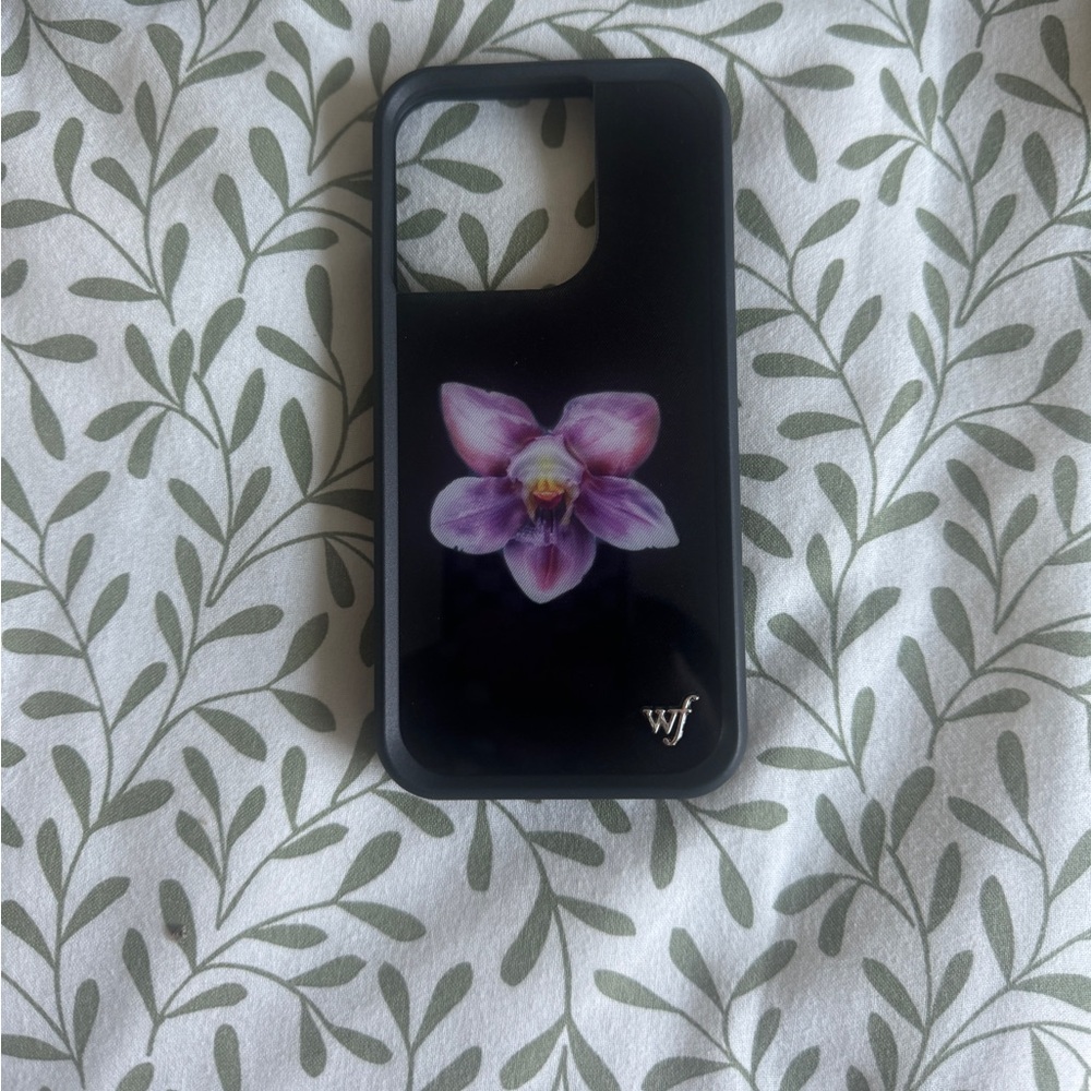 Wildflower iPhone 15 pro case